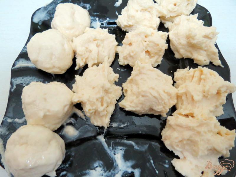 Фото приготовление рецепта: Пирожки на творожном тесте с яблоками шаг №4