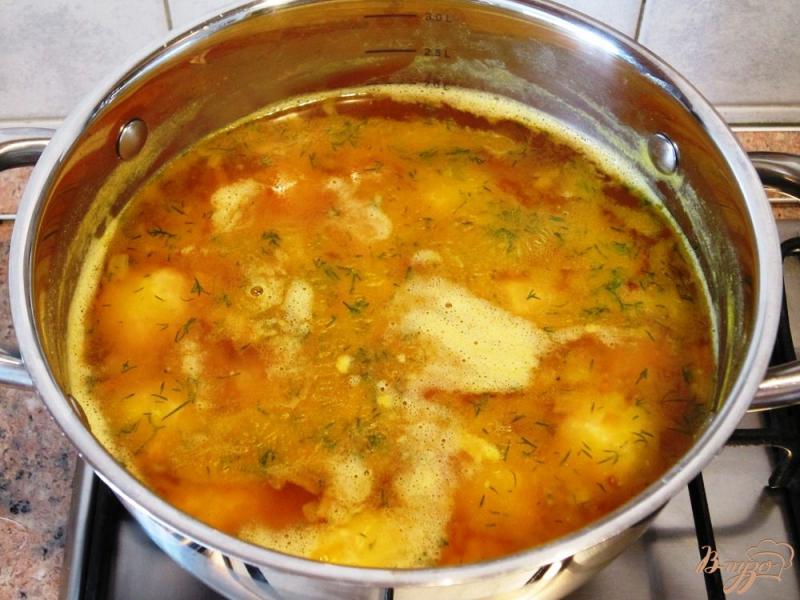Фото приготовление рецепта: Гороховый суп с куриными фрикадельками шаг №11