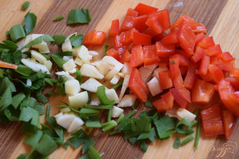 Фото приготовление рецепта: Мидии в томатном соусе шаг №1