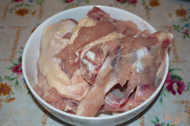 Фото приготовление рецепта: Курица в томатно-сметанном соусе шаг №2