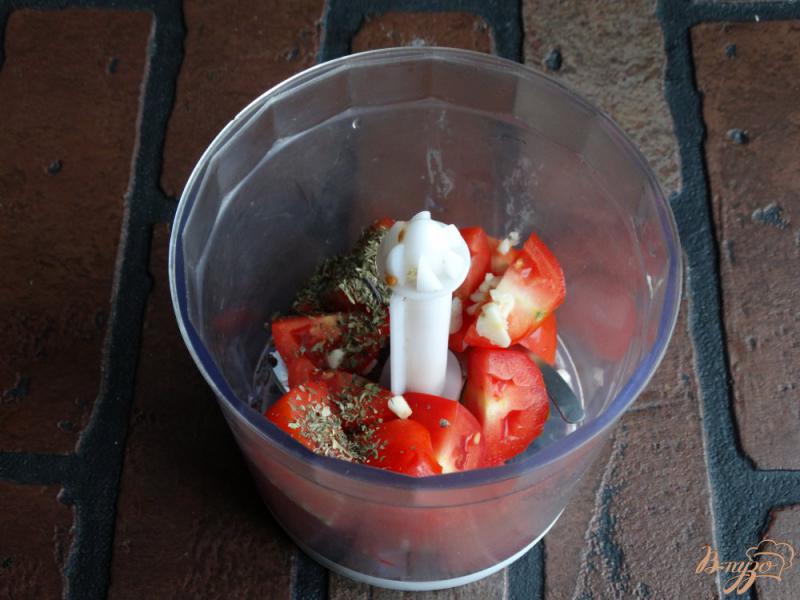 Фото приготовление рецепта: Пенне в остром томатном соусе шаг №2