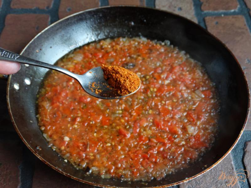 Фото приготовление рецепта: Пенне в остром томатном соусе шаг №6