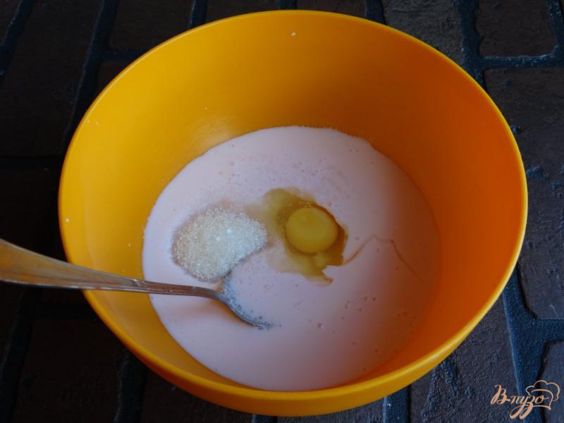 Фото приготовление рецепта: Заварные блины на йогурте шаг №2