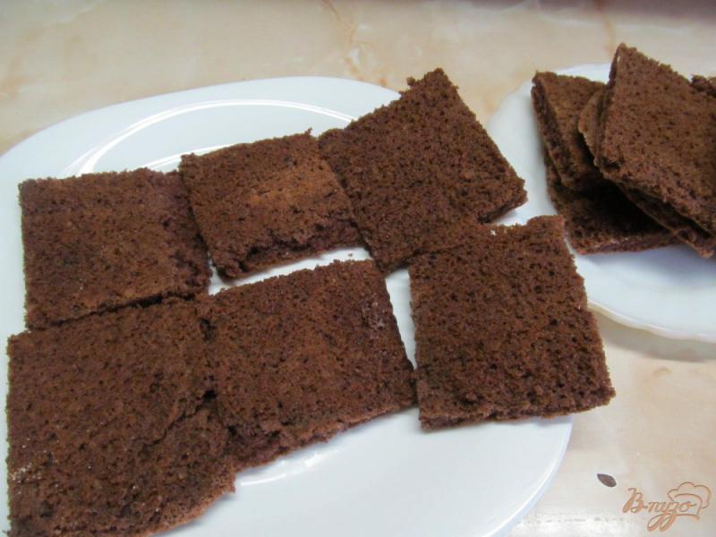 Фото приготовление рецепта: Шоколадные пирожные шаг №8