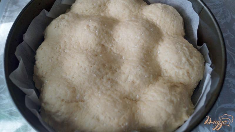 Фото приготовление рецепта: Сочный пирог с яблоками шаг №8