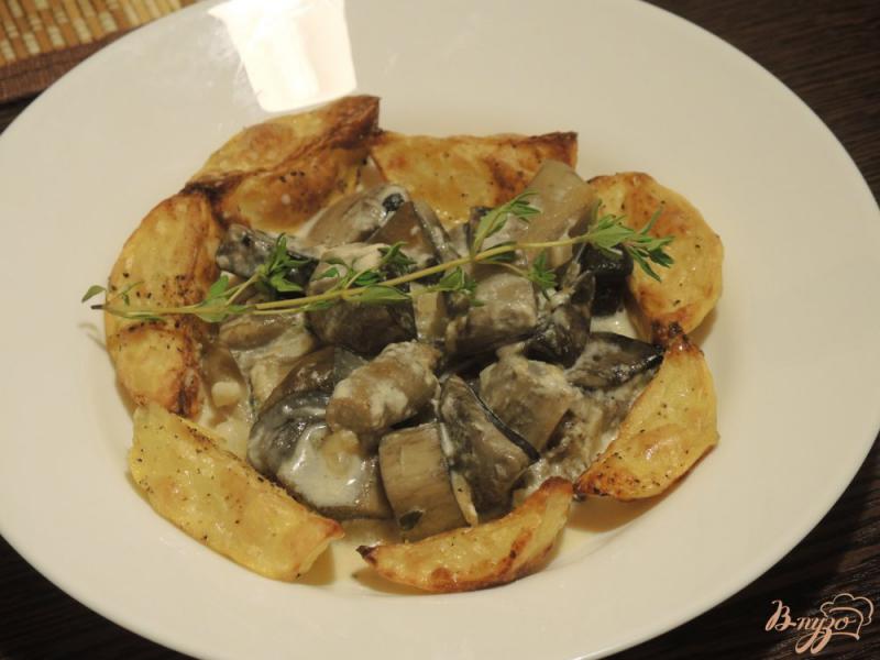 Фото приготовление рецепта: Лесные грибы с картофелем шаг №10