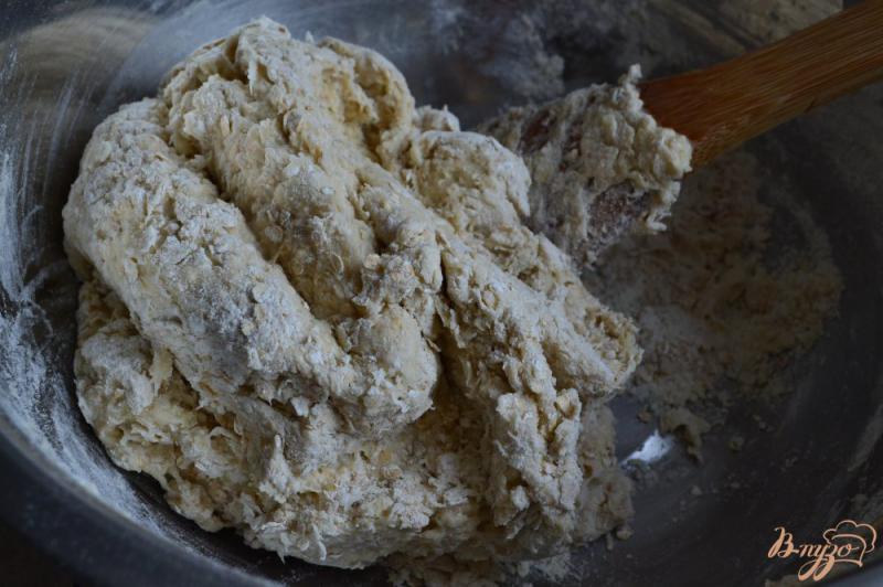Фото приготовление рецепта: Овсяный хлеб с сыром шаг №3
