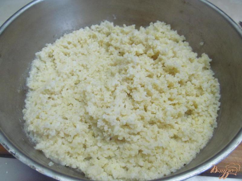 Фото приготовление рецепта: Пшеничная каша с капустой шаг №4