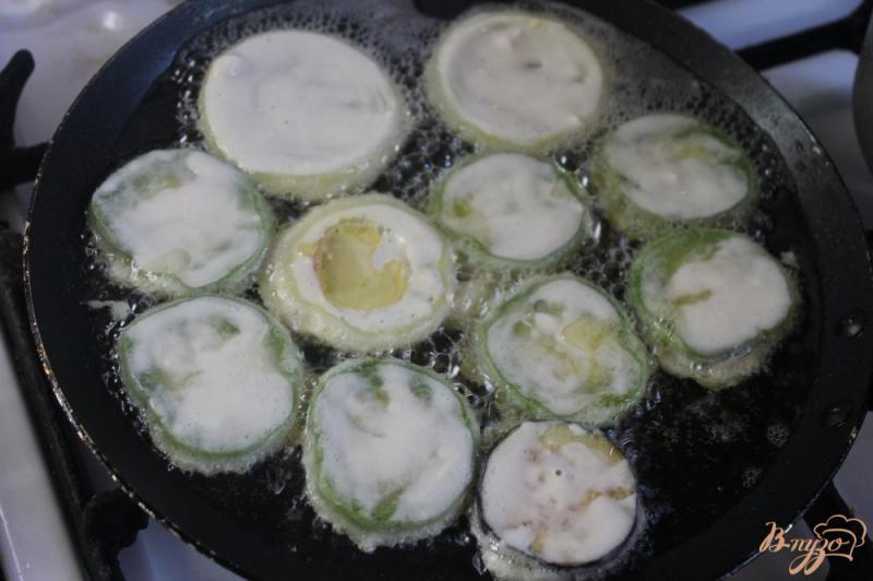 Фото приготовление рецепта: Овощи в кляре с соевым соусом шаг №5