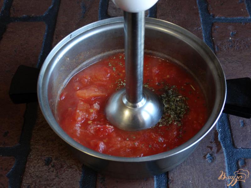 Фото приготовление рецепта: Итальянский томатный соус для пиццы шаг №7