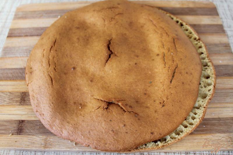 Фото приготовление рецепта: Пряный овсяный пирог с шоколадным кремом шаг №7