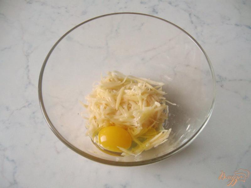 Фото приготовление рецепта: Картофельные корзиночки с грибами шаг №4