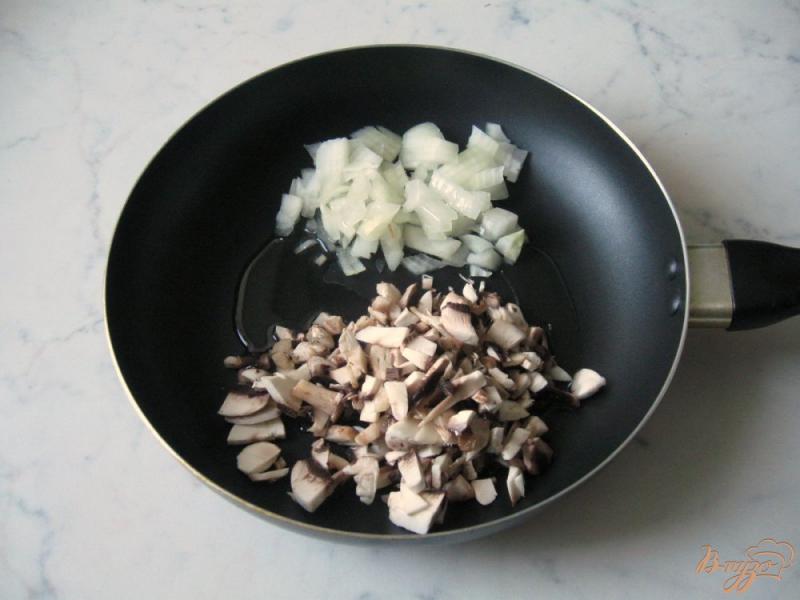 Фото приготовление рецепта: Картофельные корзиночки с грибами шаг №9
