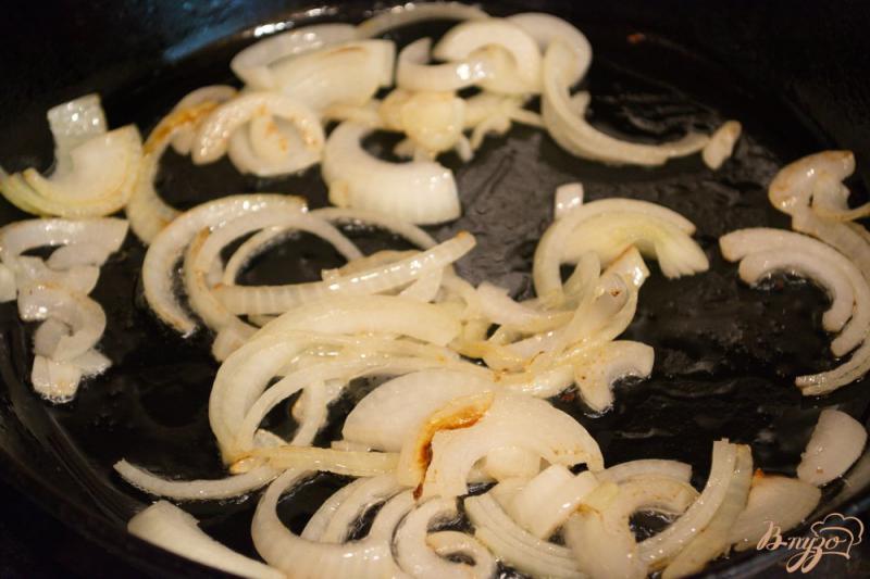 Фото приготовление рецепта: Осенние горячие баклажаны со вкусом грибов шаг №3