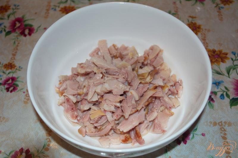 Фото приготовление рецепта: Салат с курицей без заправки шаг №1