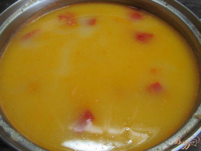 Фото приготовление рецепта: Суп на бульоне из баранины с помидором и пшеном шаг №8
