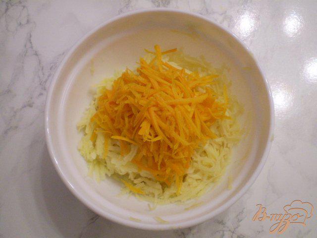 Фото приготовление рецепта: Драники картофельные с тыквой шаг №3