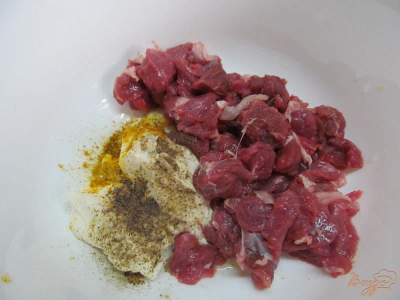 Фото приготовление рецепта: Ароматная говядина с карри шаг №3