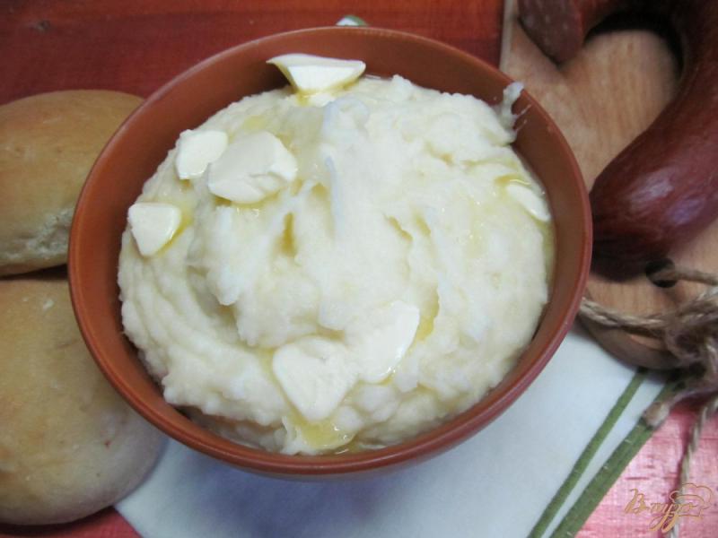 Фото приготовление рецепта: Картофельное пюре с чесноком шаг №6