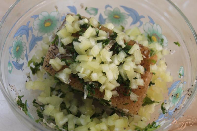 Фото приготовление рецепта: Маринованное сало с чесноком и зеленью шаг №5