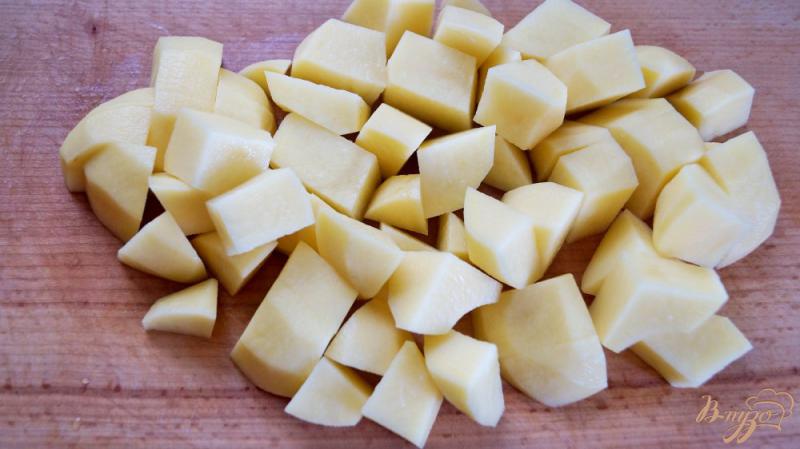 Фото приготовление рецепта: Картофель с грибами шаг №1