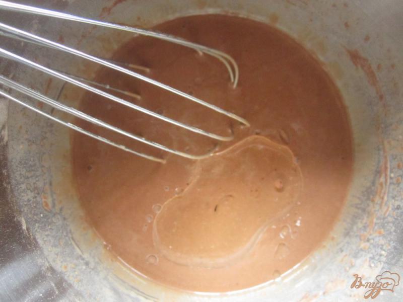 Фото приготовление рецепта: Шоколадные панкейки без яиц шаг №4