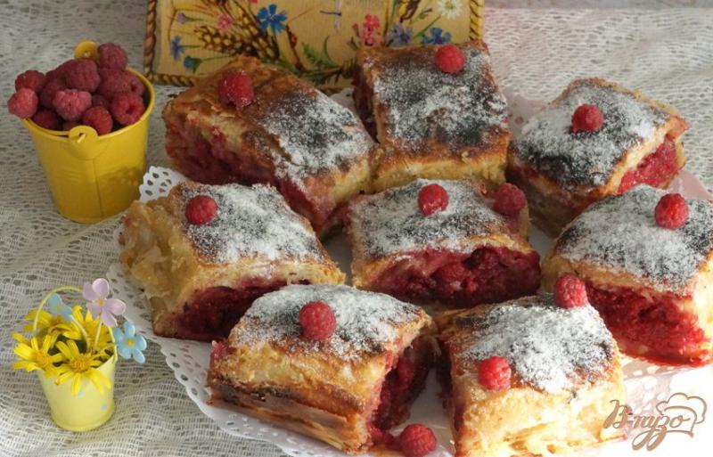 Фото приготовление рецепта: Хорватский пирог с малиной шаг №11