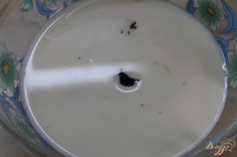 Фото приготовление рецепта: Молочный коктейль с кофе шаг №2