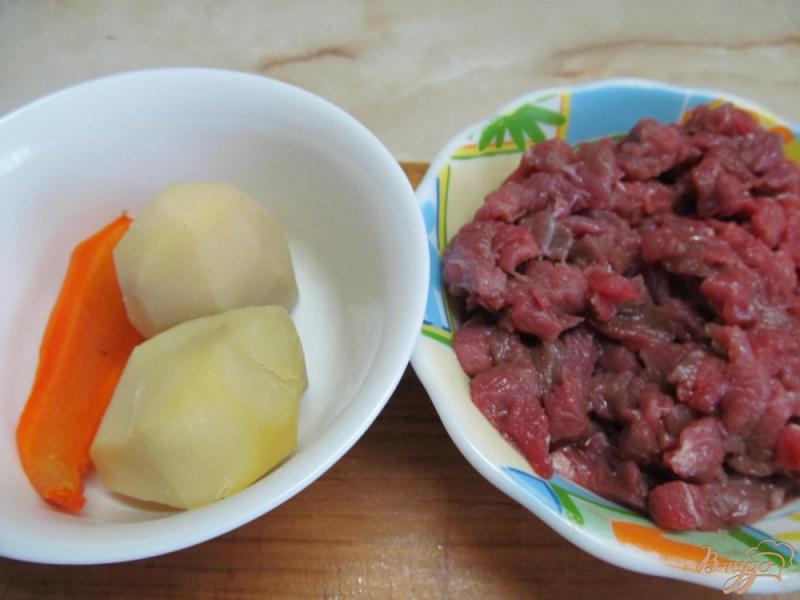Фото приготовление рецепта: Котлеты из рубленной баранины с овощами шаг №1
