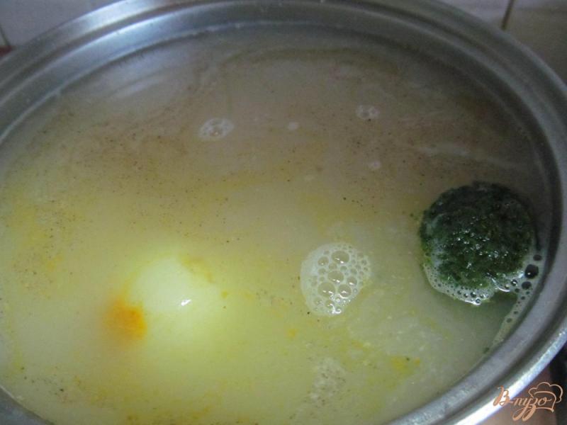 Фото приготовление рецепта: Осенний суп с тыквой цветной капустой и бобовыми шаг №4