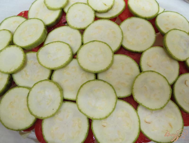 Фото приготовление рецепта: Треска с овощами запеченная в горчичном соусе шаг №7