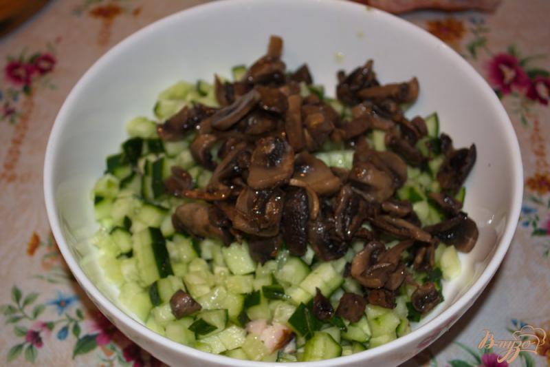 Фото приготовление рецепта: Салат с копченой курочкой шаг №3
