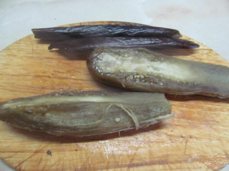Фото приготовление рецепта: Бабагануш - намазка из баклажанов на завтрак шаг №3