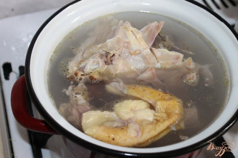 Фото приготовление рецепта: Борщ на курином бульоне с фасолью шаг №1
