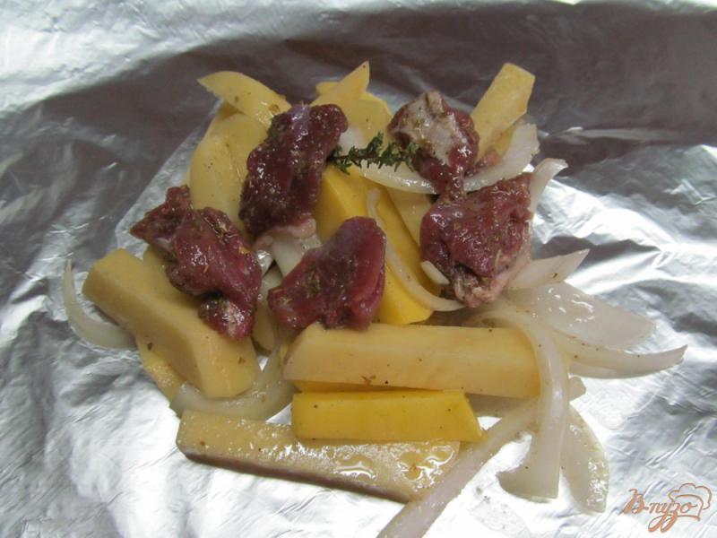 Фото приготовление рецепта: Баранина с картофелем в духовке шаг №3