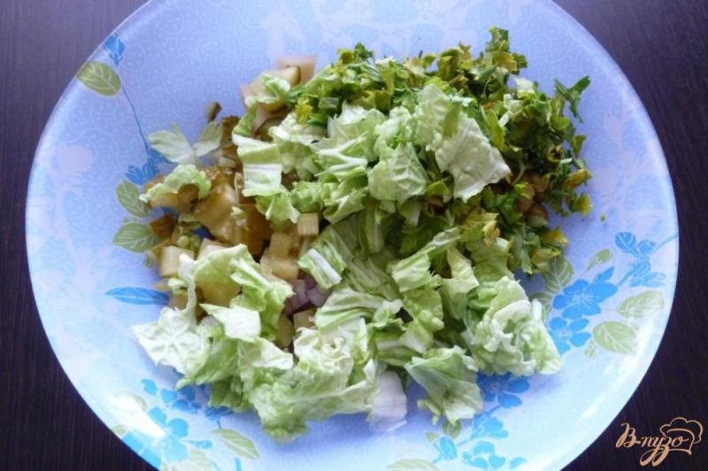 Фото приготовление рецепта: Салат с запеченной кетой и овощами шаг №3