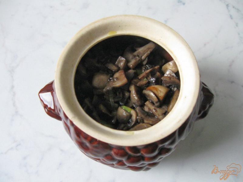 Фото приготовление рецепта: Овощное рагу с грибами и луком- пореем шаг №10