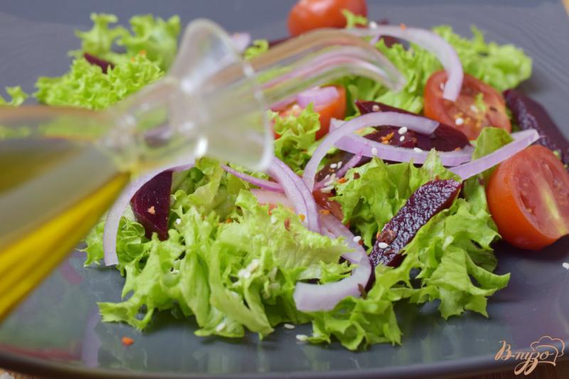 Фото приготовление рецепта: Салат  овощной по- критски шаг №5