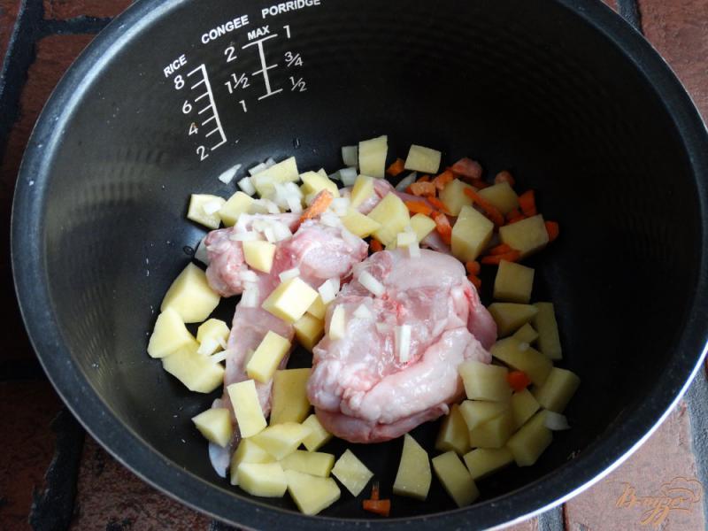 Фото приготовление рецепта: Суп с кроликом в мультиварке шаг №2