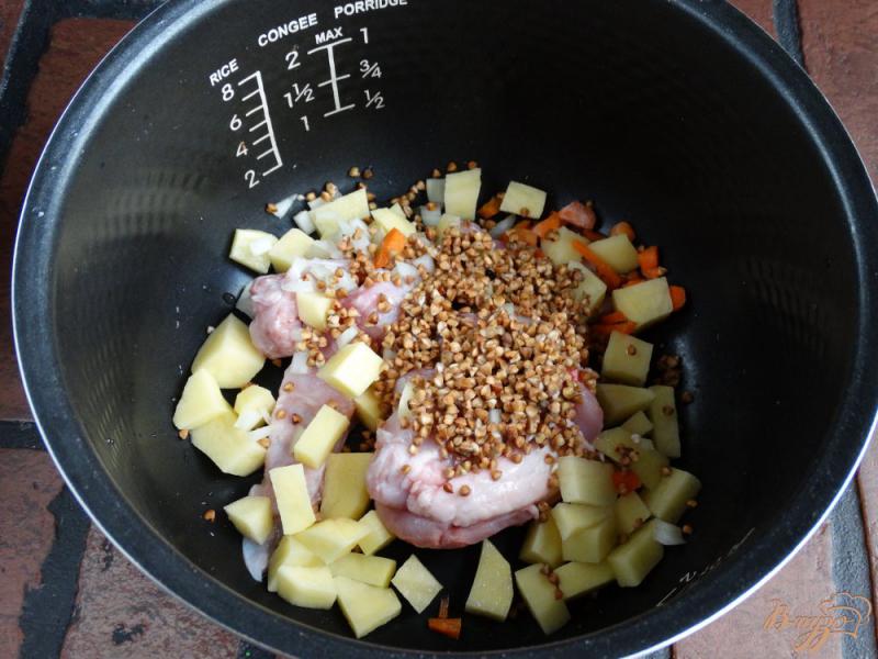 Фото приготовление рецепта: Суп с кроликом в мультиварке шаг №3
