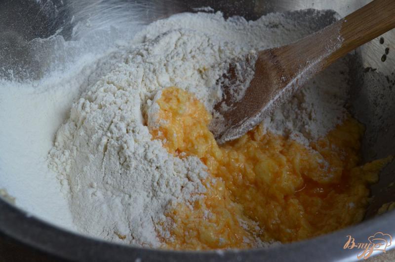 Фото приготовление рецепта: Апельсиновое печенье шаг №3