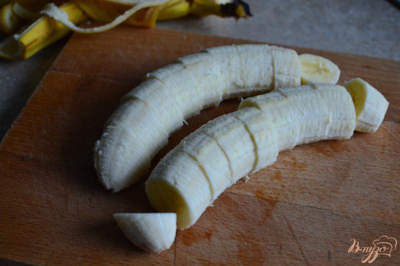Фото приготовление рецепта: Пирог с бананами шаг №3