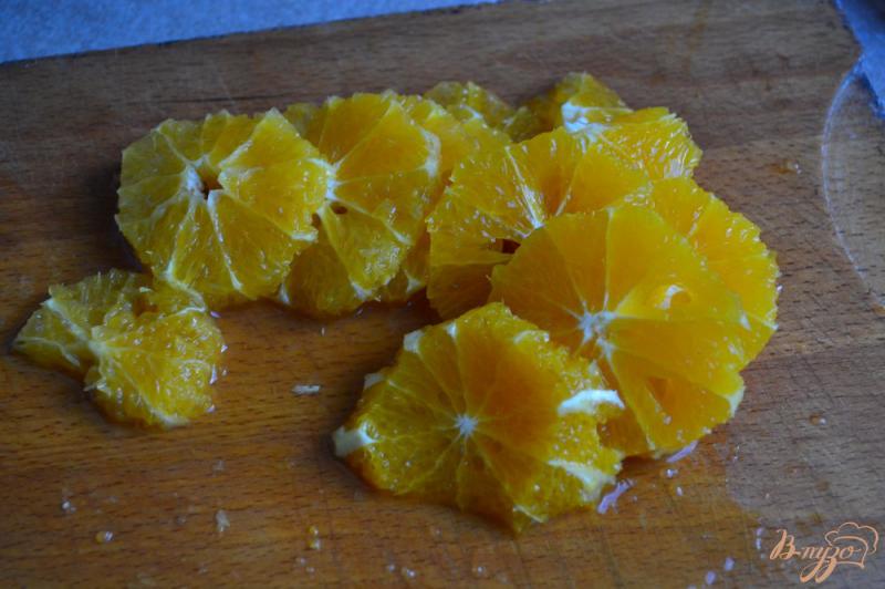 Фото приготовление рецепта: Салат с апельсинами и чипсами из сыра шаг №1