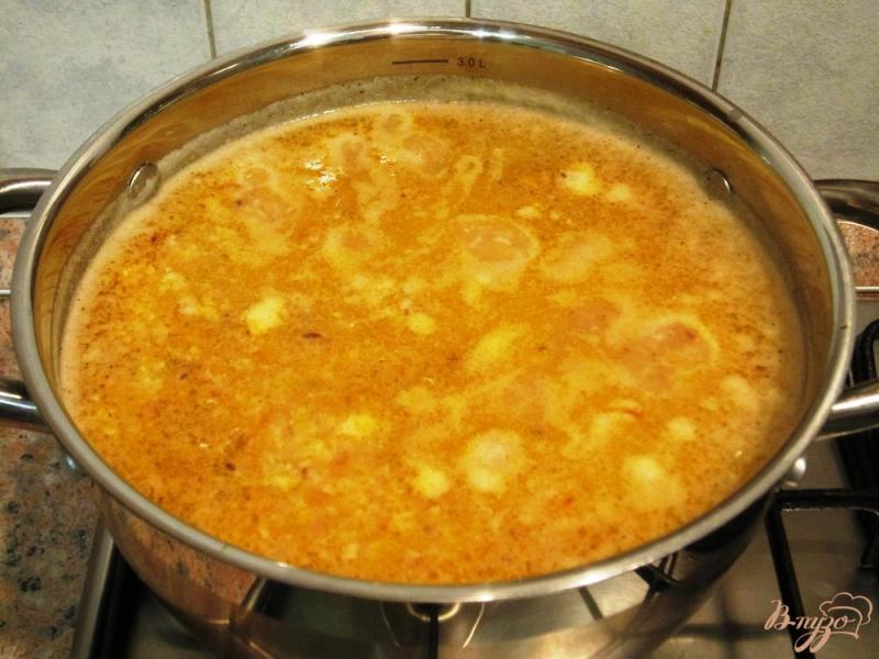 Фото приготовление рецепта: Суп сардинами и пшеном шаг №10