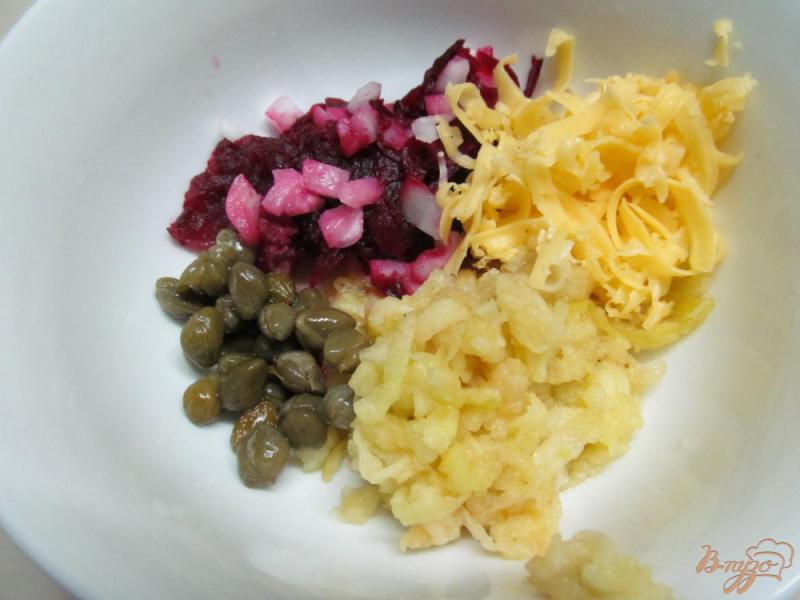 Фото приготовление рецепта: Закуска из сельди в картофеле шаг №1