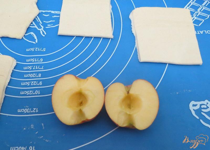Фото приготовление рецепта: Яблоки в *платочках* шаг №3