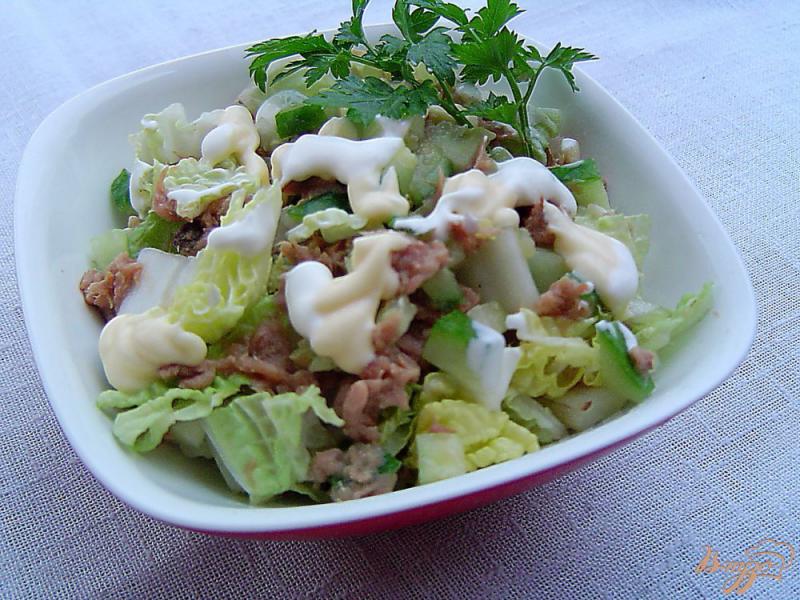 Фото приготовление рецепта: Овощной салат с тунцом шаг №6