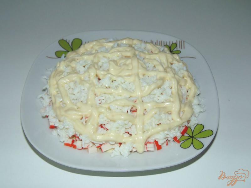 Фото приготовление рецепта: Слоеный салат Неженка шаг №7