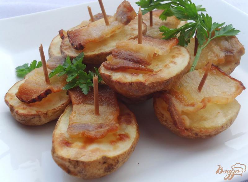 Фото приготовление рецепта: Картофель,запеченный с салом шаг №5