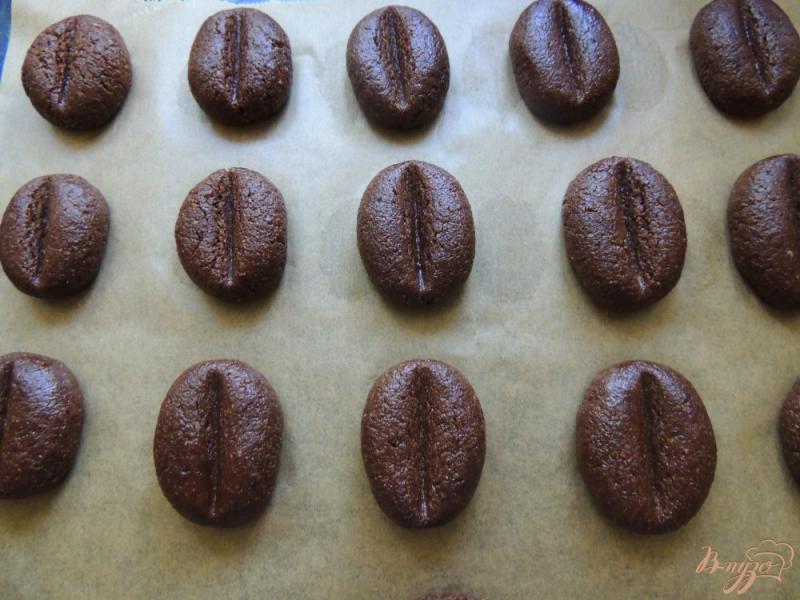 Фото приготовление рецепта: Шоколадно-кофейное овсяное печенье шаг №4
